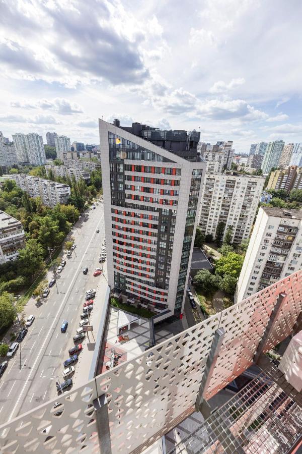 Квартира У Будинку З Власним Бомбосховищем Біля Жд Вокзалу 50 М2 Apartment Kyiv Exterior photo