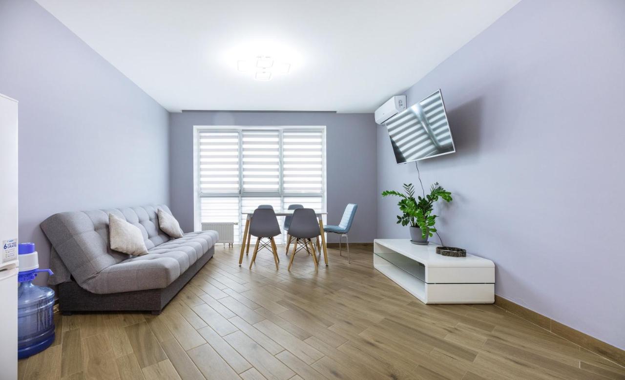 Квартира У Будинку З Власним Бомбосховищем Біля Жд Вокзалу 50 М2 Apartment Kyiv Exterior photo